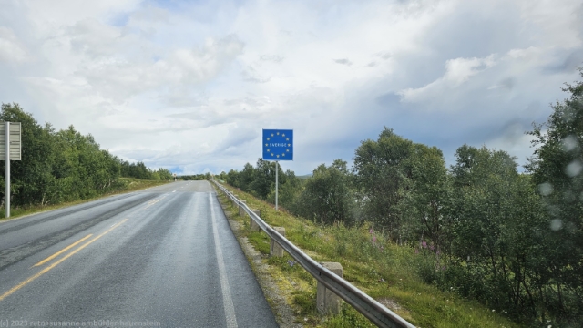 strasse 31 bei der landesgrenze zwischen norwegen und schweden
