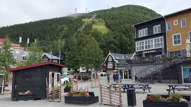 dorfplatz in are