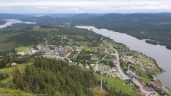 aussicht vom funaesdalsberget auf funaesdalen und den lossen