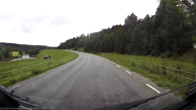 vallarvaegen entlang des ljusnan