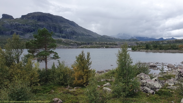 blick auf die stora sjoefaellet wasserfaelle ohne fernrohr
