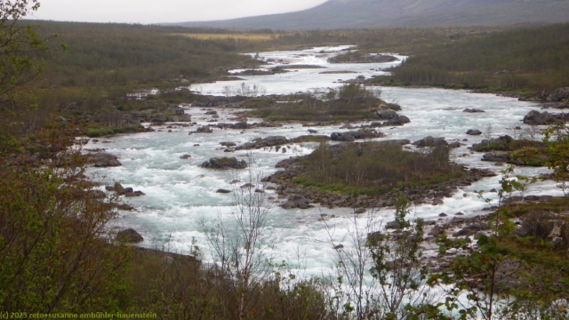 vuojataedno