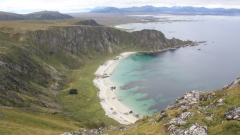 blick vom matinden in die bucht hoyvika