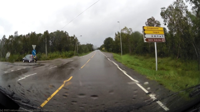 abzweigung von der strasse 86 in die strasse 8600