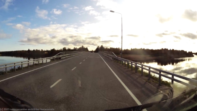 bruecke ueber den ounasjoki im verlauf der strasse 80 bei kittilae