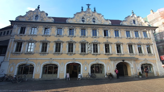 haus zum falken in wuerzburg