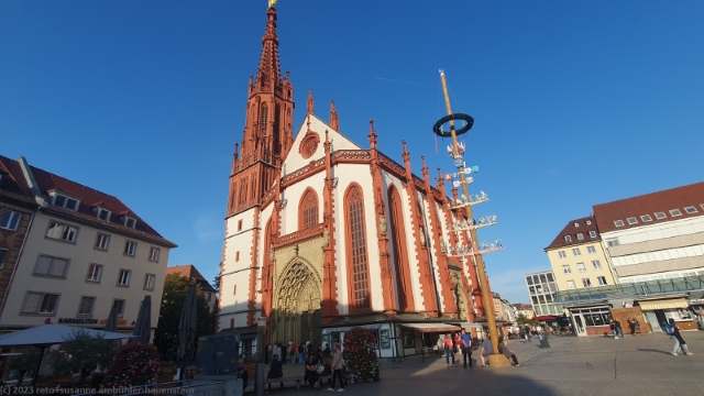 marktplatz und marienkapelle in wuerzburg
