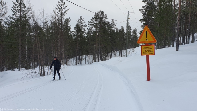schwierige passage im verlauf der loipe levin kierros nahe kellostapuli bei levi