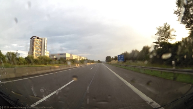 leichter regen bei der ausfahrt rottweil im verlauf der A81