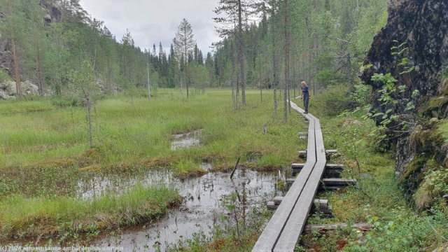 wandersteg beim julma-oelkky im hossa nationalpark