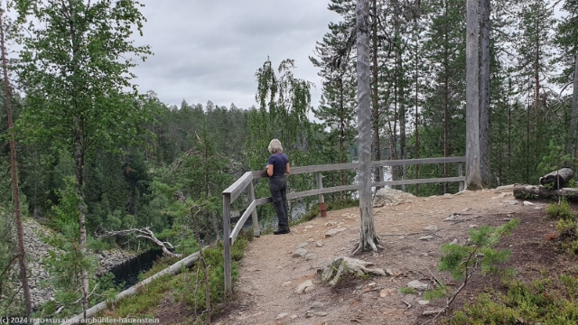 aussichtspunkt auf der westseite des julma-oelkky im hossa nationalpark