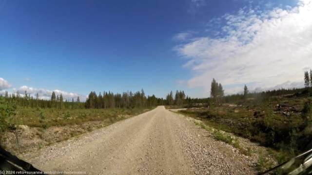 rueckfahrt ueber die unbefestigte julma-oelkyntie