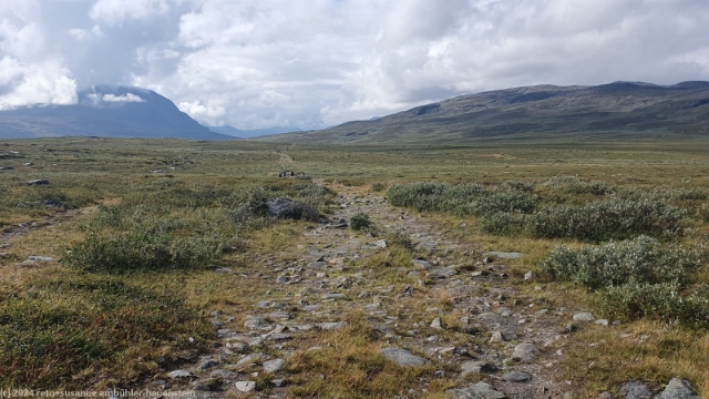 kungsleden ueber hochebene