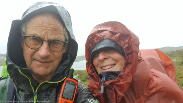 reto und susanne im stroemenden regen
