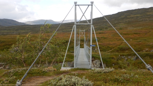haengebruecke ueber den vassjajakka im verlauf des padjelantaleden