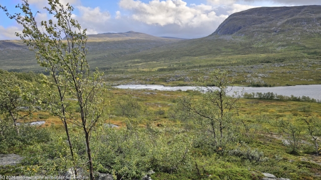 blick vom padjelantaleden auf den tarraaetno