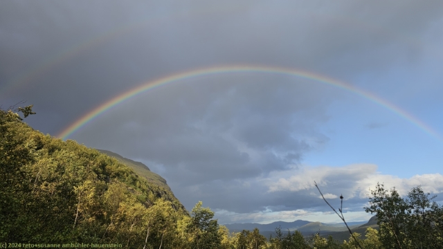 doppelter regenbogen ueber dem padjelantaleden