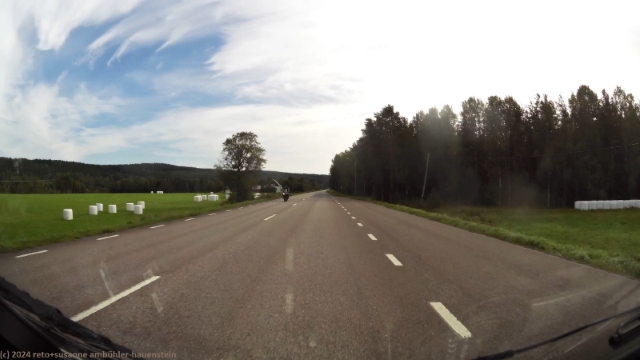 felder entlang der strasse 97