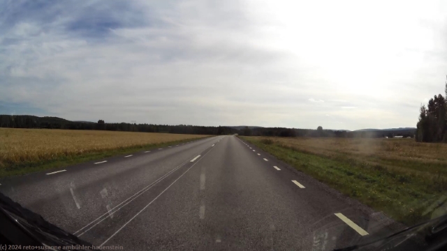 felder entlang der strasse 97