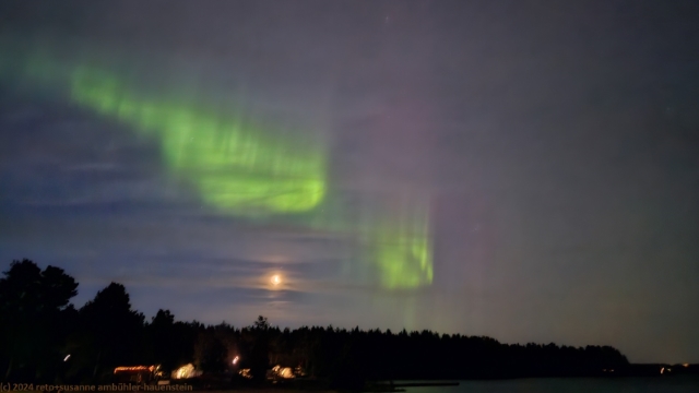 polarlichter ueber dem first camp lulea