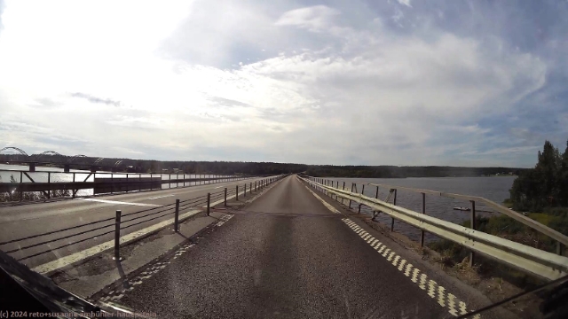 bruecke ueber den luleaelven im verlauf der E4 bei lulea