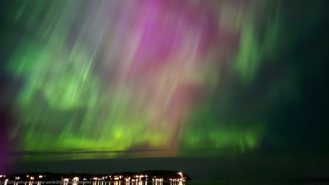 polarlichter ueber dem bergafjaerdens camping