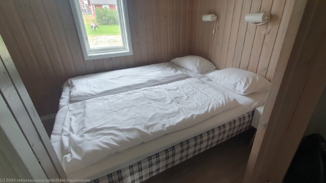 schlafzimmer in unserer huette beim strandgarden bei fjaellnaes
