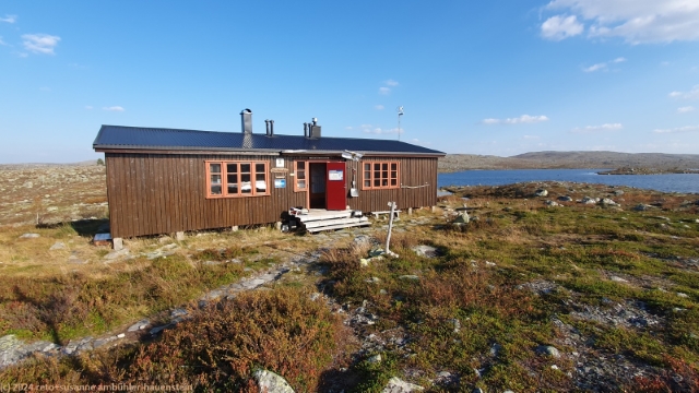 storroedtjaernstugan