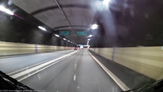 albanotunneln im verlauf der E18 mit ausfahrt zur E20 bei stockholm