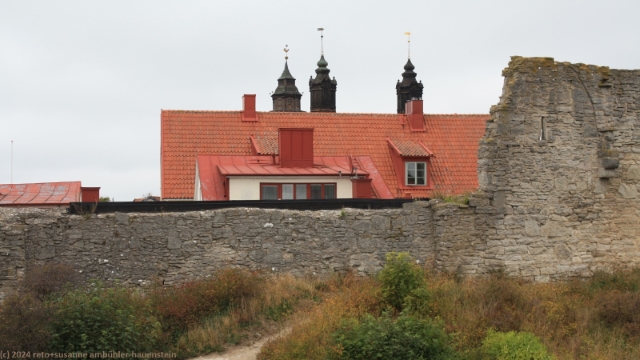 blick ueber die oestermur richtung altstadt von visby