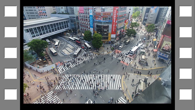 blick von der terrasse MAG8 auf die shibuya crossing in tokyo (film)