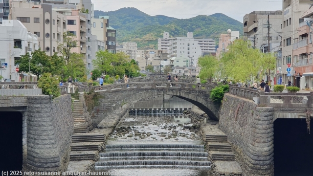 bruecke ueber den nakashima-gawa in nagasaki