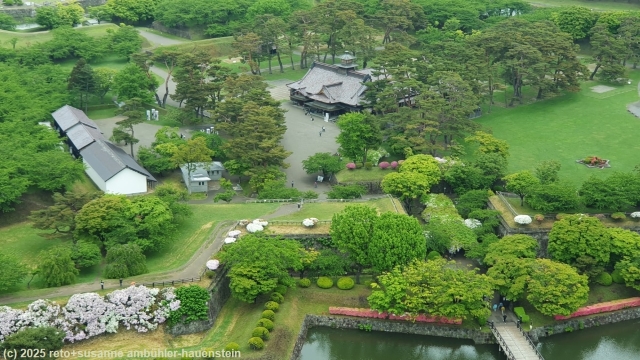 blick vom goryokuka tower auf den gleichnamigen park in hakodate