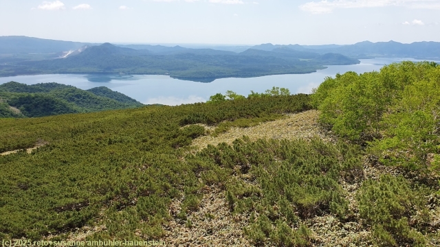 aussicht von der skyline promenade im akan-mashu nationalpark auf den lake kussharo